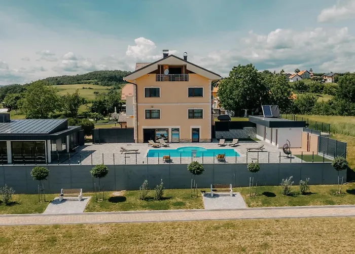 Villa Lamija